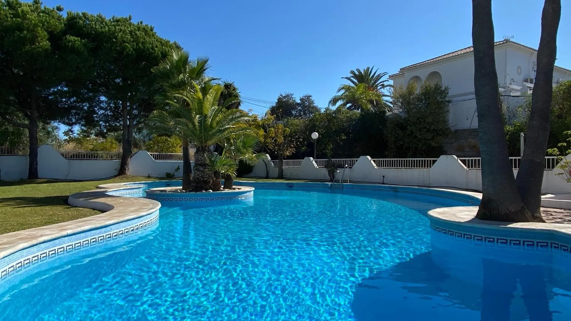 Paraiso Blanco 16A Apartments Casasol Nerja